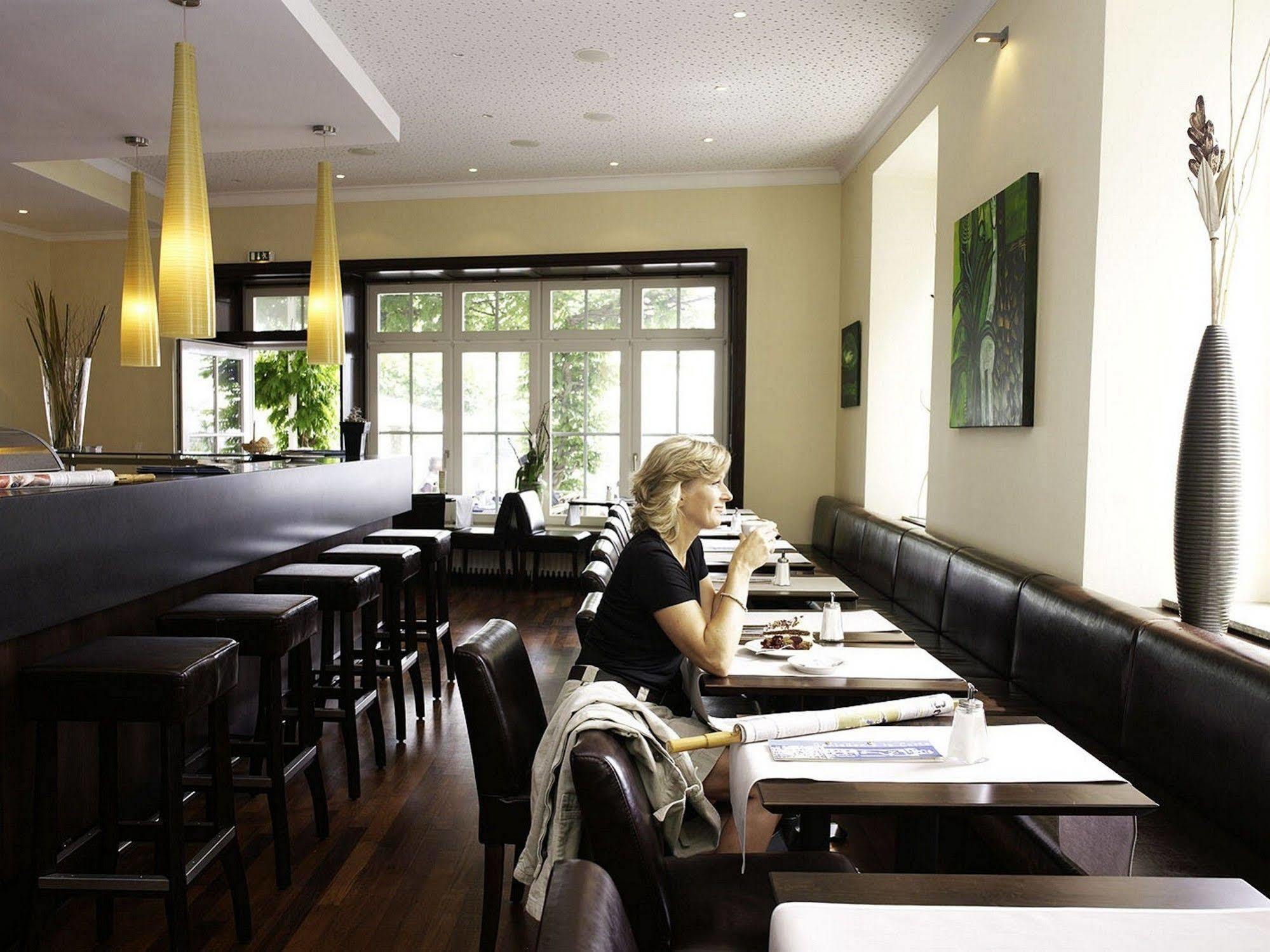 Hotel Reutemann-Seegarten ลินเดา ภายนอก รูปภาพ