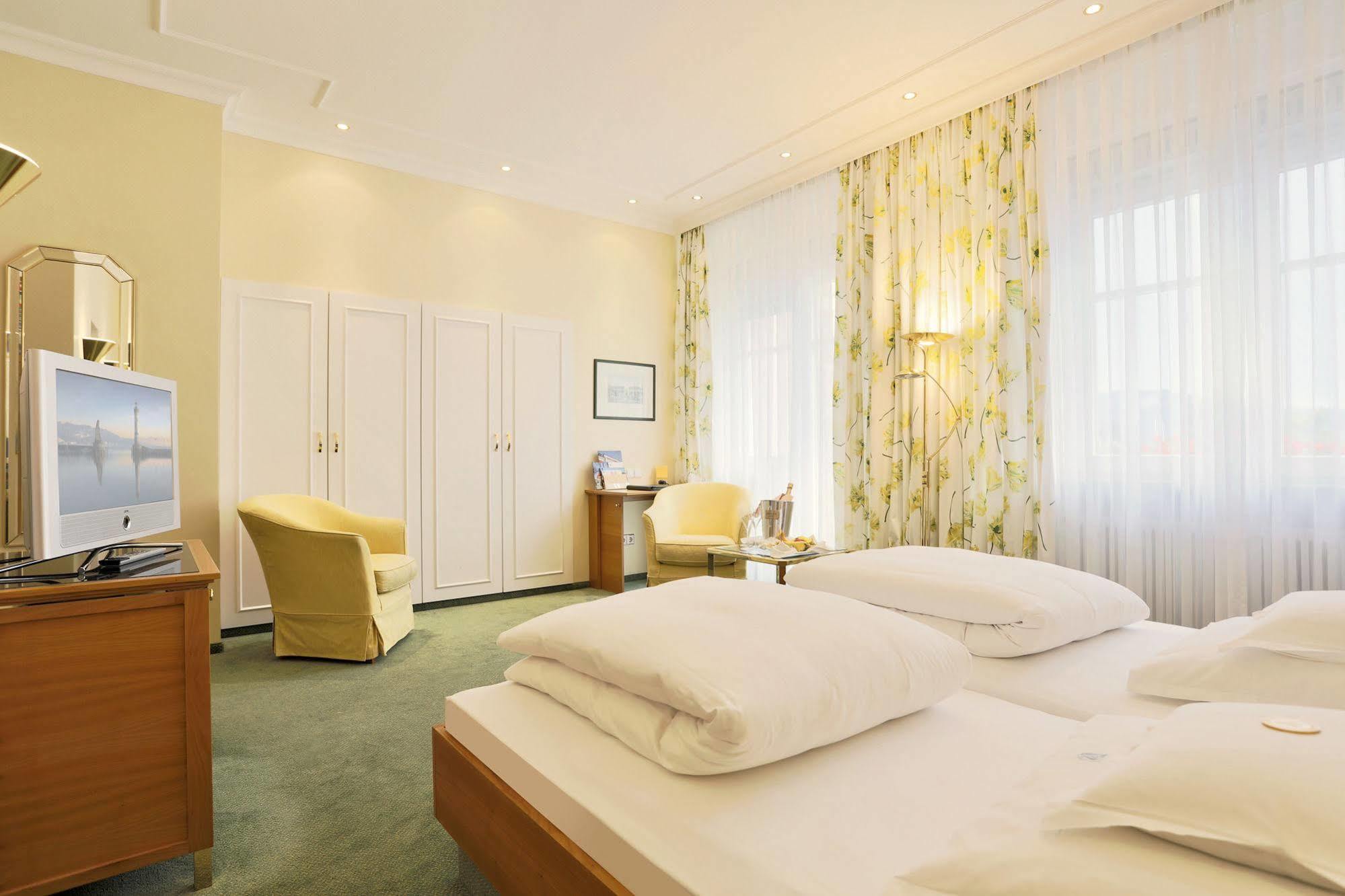 Hotel Reutemann-Seegarten ลินเดา ภายนอก รูปภาพ